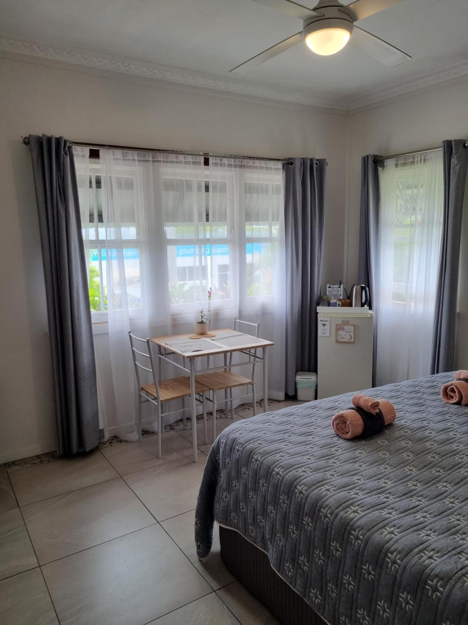 Guesthouse On Regent Bed & Breakfast Caloundra Exterior photo